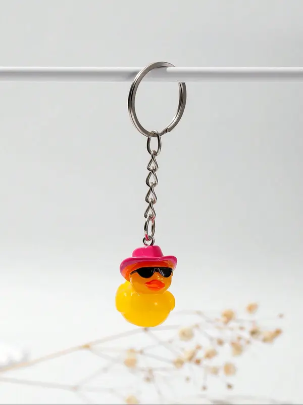 Cute Duck Design Keychain, 2024 Lovely Style Fashionable Duck Shaped Keychain for Women & Men, Trendy All-match Keychain for Birthday Gift 3