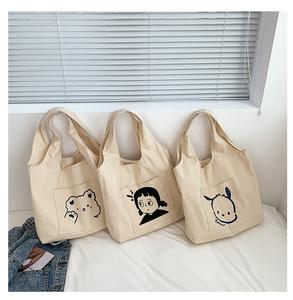 กระเป๋าผ้า กระเป๋านักเรียน กระเป๋าชอปปิง จุของได้เยอะ แบบพกพา