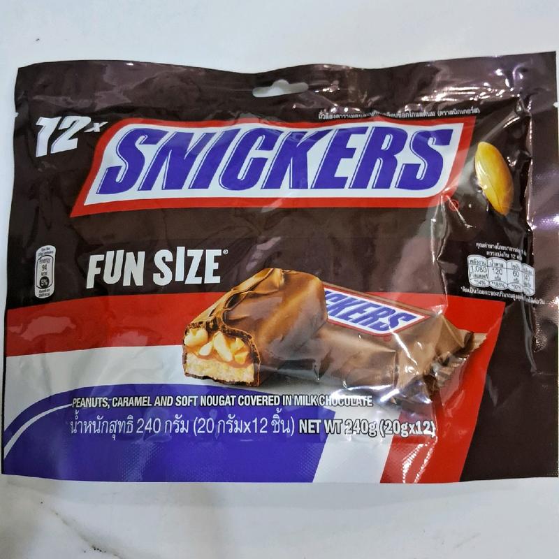 Kẹo sô cô la nhân đậu phộng Snicker 240g Socola 12 thanh 20g