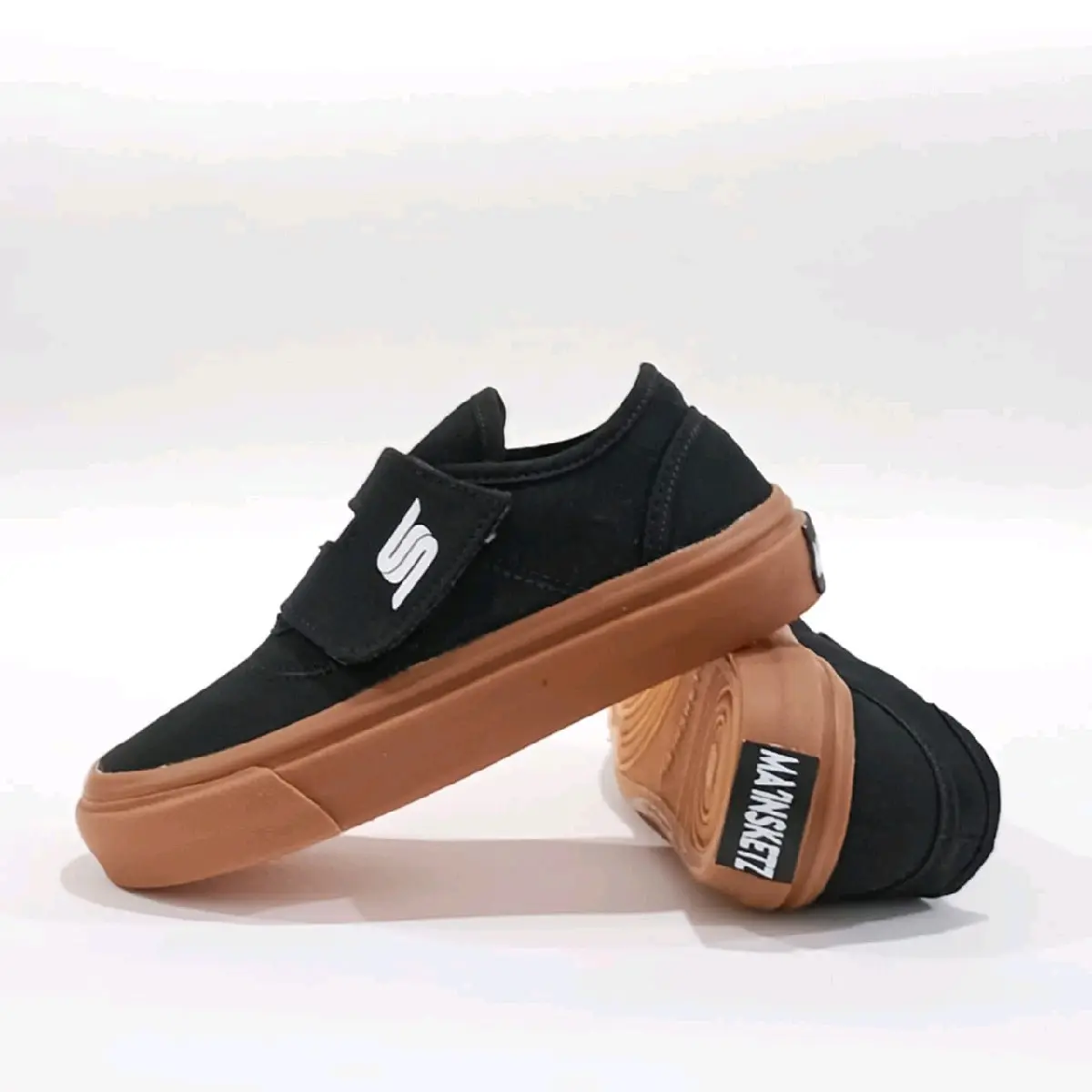 Sepatu Anak Sekolah MA'INSKETZ Sneaker Fashion dengan Berbagai Ukuran