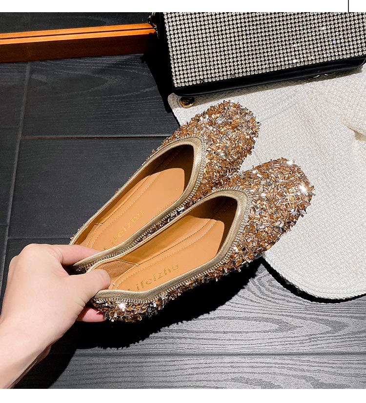 Product Introduction of 2025 new fashionable low heeled M ü ller women's shoes, with diamond studded decorative pointed single shoes, avant-garde design, simple, luxurious, comfortable, suitable for commuting, outdoor activities, etc 19
