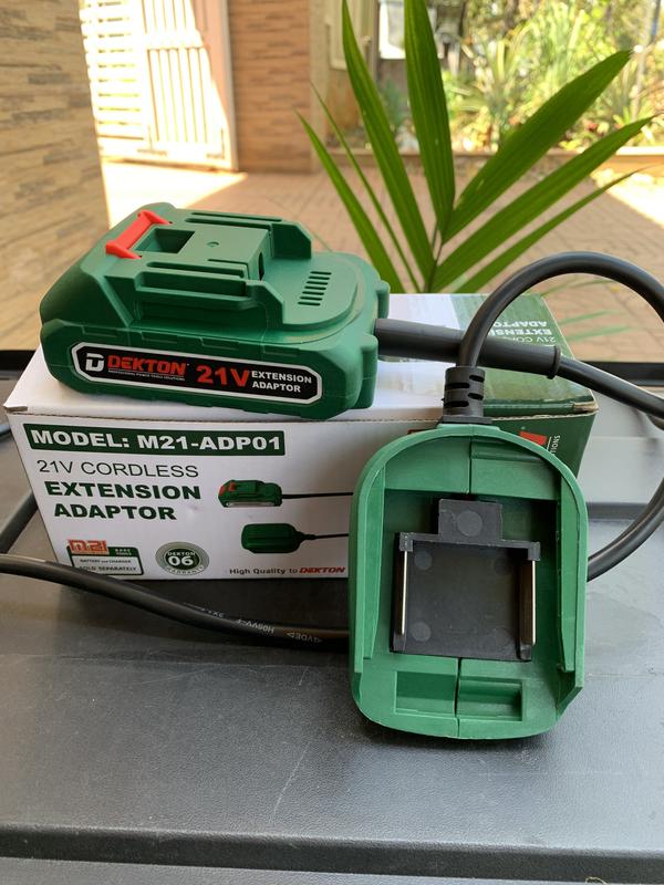 Adapter nối dài chân pin M21 Dekton M21-ADP01 dây kết nối dài chân pin phổ thông Makit phù hợp cho công việc đòi hỏi pin nặng mà tránh bị mõi tay dây điện dài 120cm Phụ Kiện