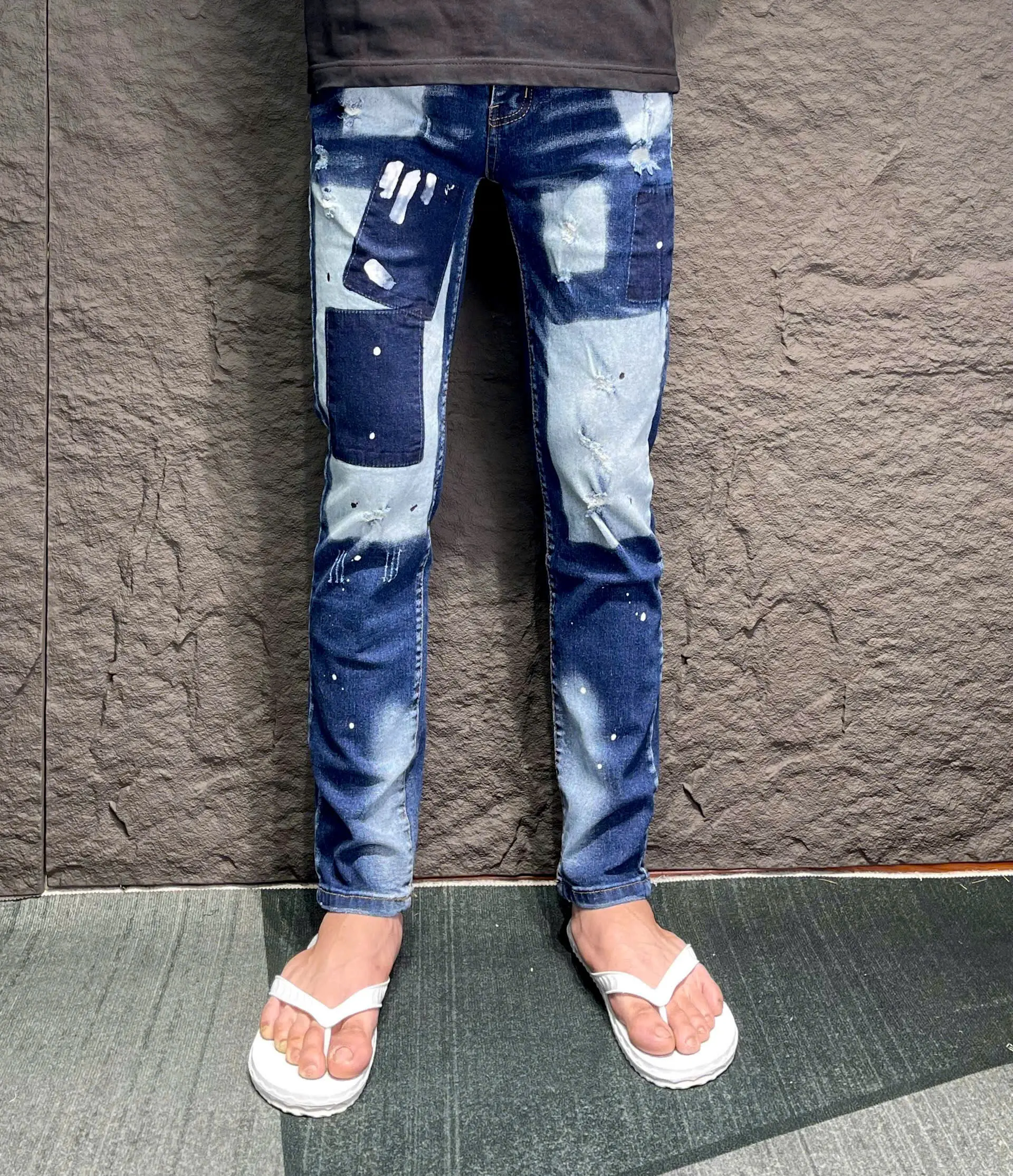 quần jeans nam xanh vảy sơn hình ô vuông bốn cúc