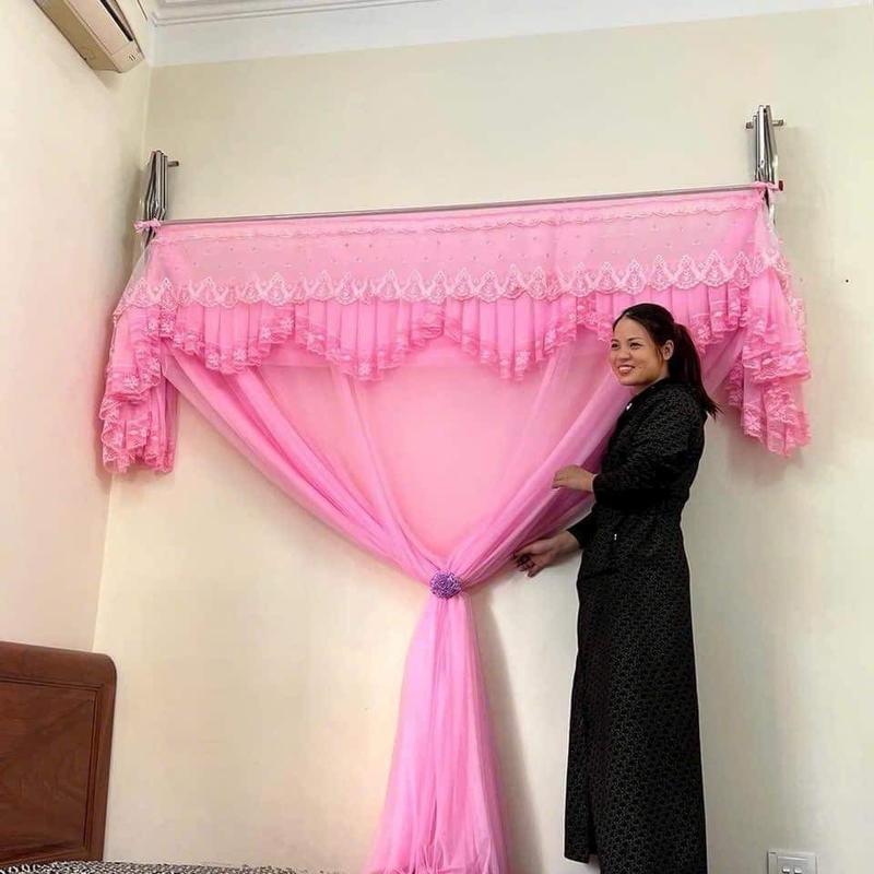 Khung Màn Xếp chưa  có màn(inox loại một 8 li) 4