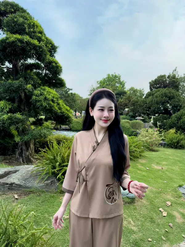 Tuệ Tâm Pháp Phục Đồ lam đi chùa nữ Thêu Tâm An Dây Nơ cổ V Lụa cao cấp mềm mịn 4
