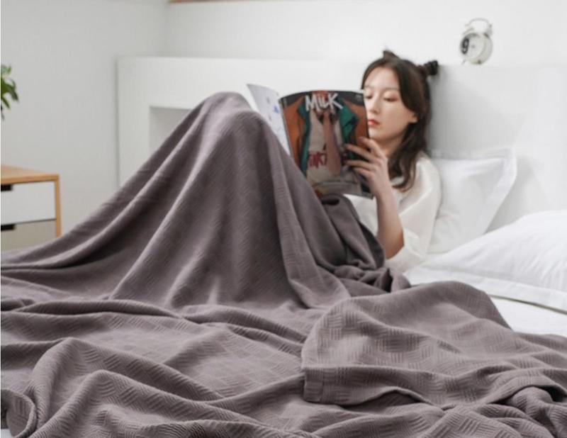 Product Introduction of Summer Towel Blanket Thin Pure Cotton Gauze Single Nap Blanket Office Sofa Cover Blanket Air Conditioning Blanket Quilt 3