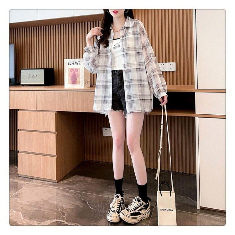 Product Introduction of Sun Protection Clothing for Women Thin Plaid Chiffon Shirt Oversize Coat for Women Breathable New Summer Loose Shirt Women 22