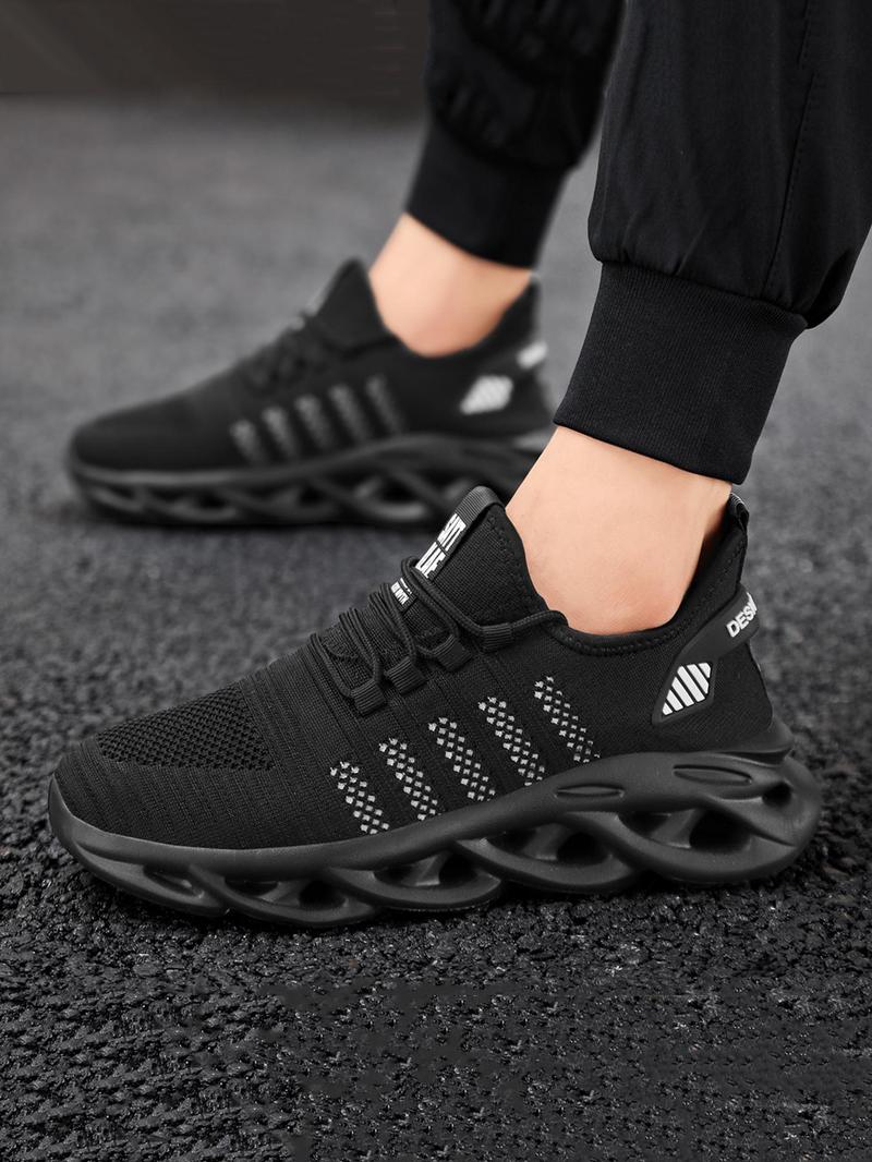 Product Introduction of Men's Fashionable Blade Sole Design Low Top Sneakers, Casual Comfortable Breathable Sports Running Shoes, Male All-match Round Toe Shoes for Daily Wear, Designer Shoes 5