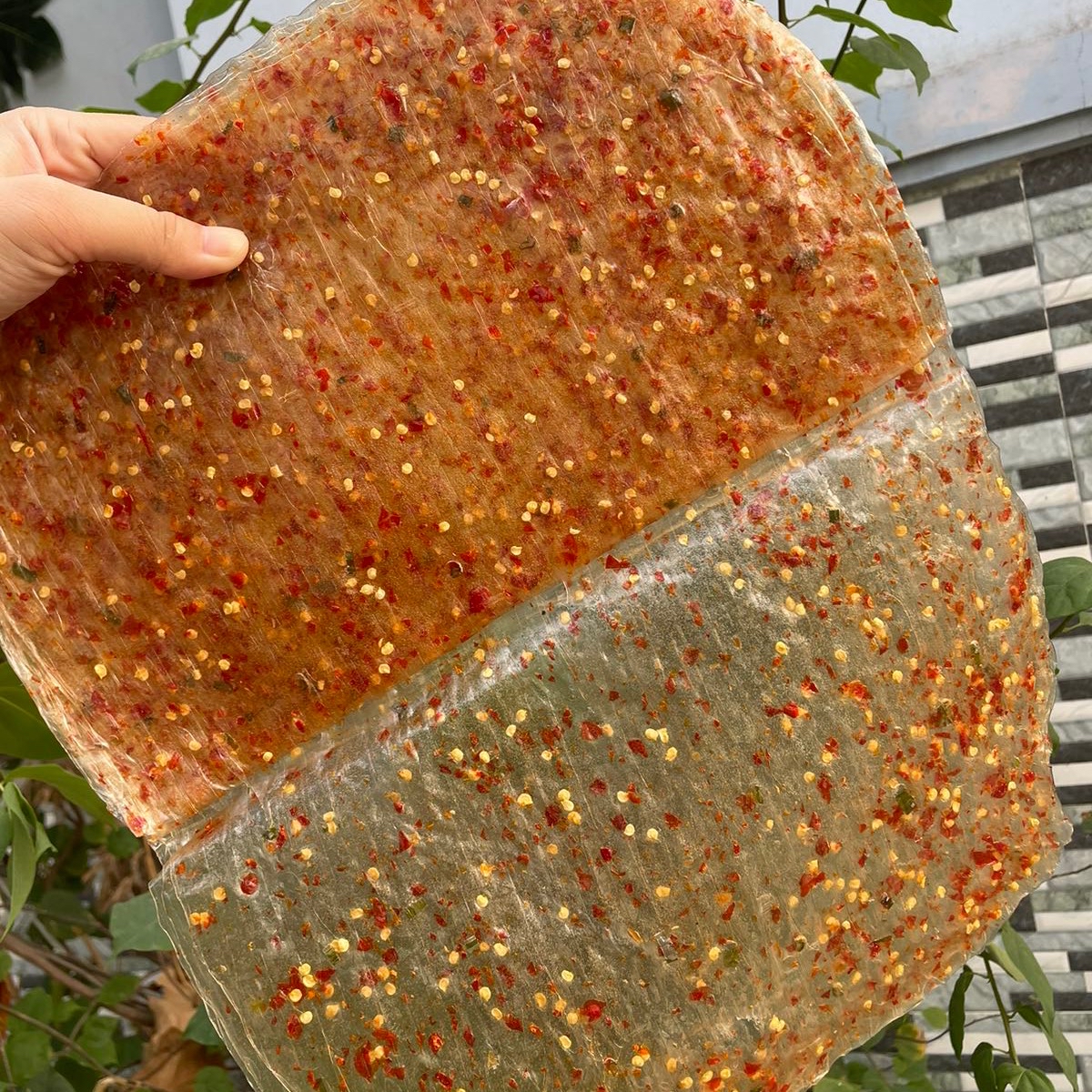 Bánh tráng cay nhiều full ớt