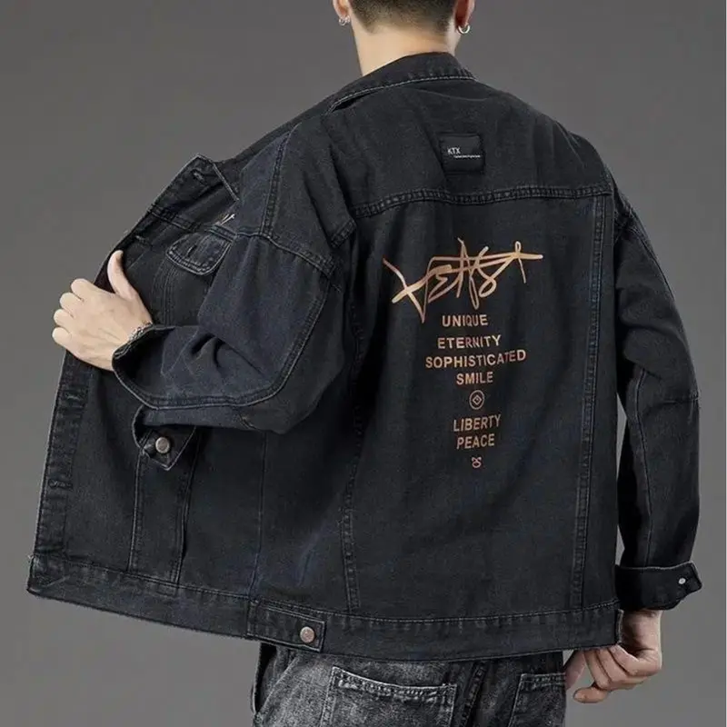 Áo khoác JEANS nam nữ màu Đen kiểu IN chữ AJ007, vải Denim dày co dãn không ra Màu Menswear Jacket Có Túi Có Cổ 4