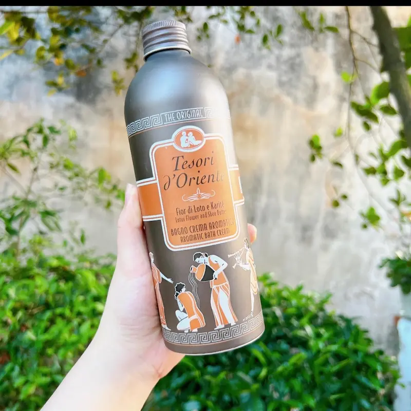 (Tặng vòi) Sữa tắm nước hoa Tesori Hương Sen Lưu Hương Lâu 500ml 4