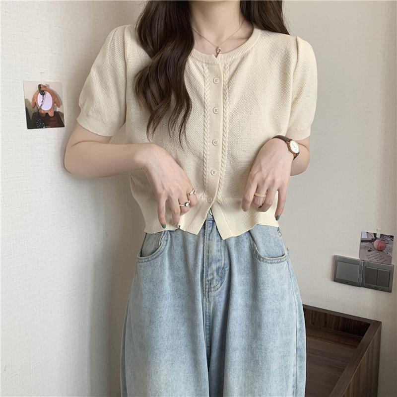 Product Introduction of Áo Thun ngắn Tay Phong Cách Mới Mùa Hè, Cổ Chữ O, Dễ Phối Đồ Dành Cho Nữ, Ngắn Ngắn Tay, Một Hàng Cúc, Áo Cardigan Dệt Kim, Đơn Giản 13