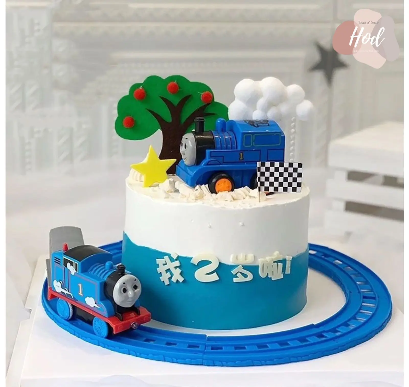 Hiasan Kue Bentuk Kereta Api Rel Thomas Untuk Hiasan Kue Ulang Tahun