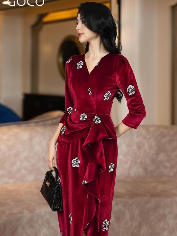  GUCO - Đầm Dự Tiệc Nhung Thêu Hoa Đỏ D10045 Nữ Women 