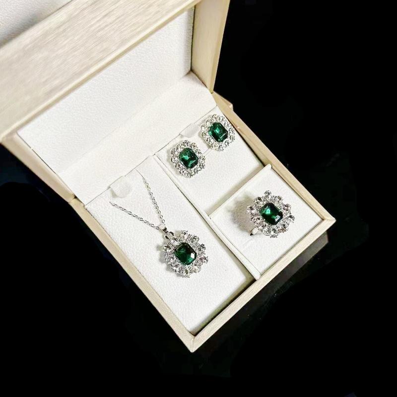 Simple Super Shiny Elegant Emerald Set Rings Necklace Frosty Style Stud Earrings Online Influencer Necklace TikTok Cross-Border Hot Sale 1