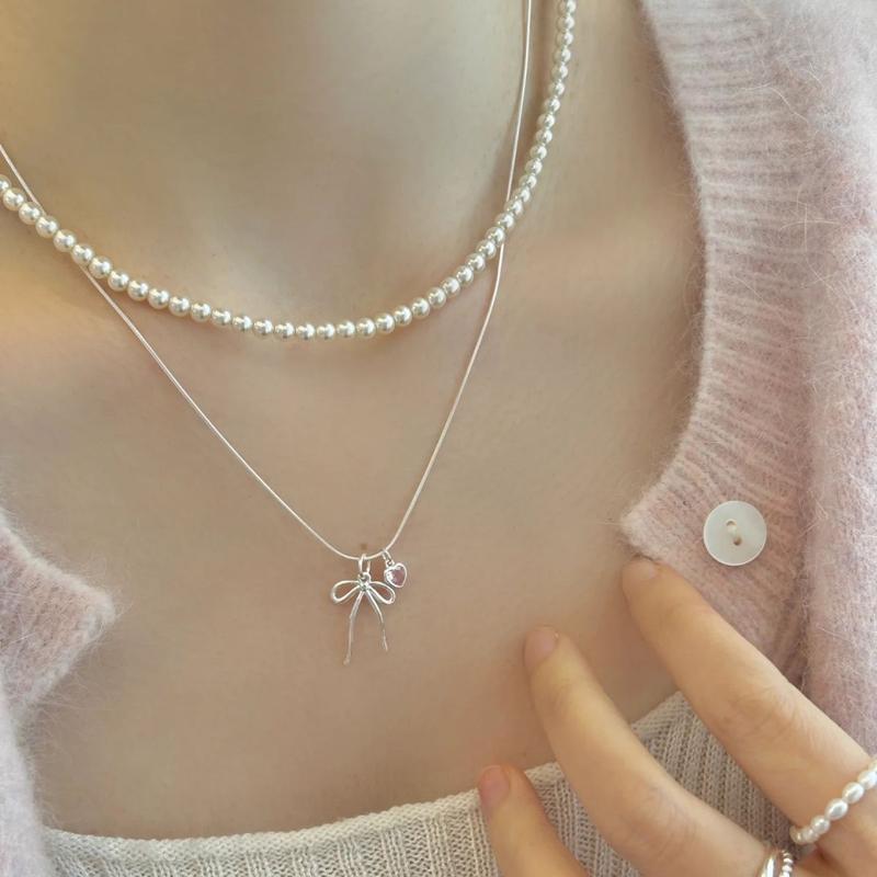 Product Introduction of S925 Loving Heart in Sterling Silver Zircon Bow Small Pieces of Silver Necklace Bracelet Set Ins Niche Temperament Clavicle Chain 5