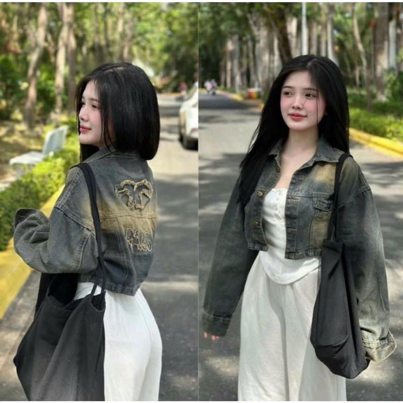 Áo Khoác Jean Thêu Chữ Lưng Form Lững Croptop Xinh