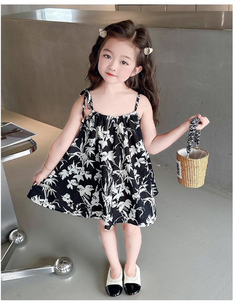 Product Introduction of Summer New Girls' Braces Skirt Floral Fashionable Temperament Children's Sleeveless Seaside Travel Versatile Skirt 7