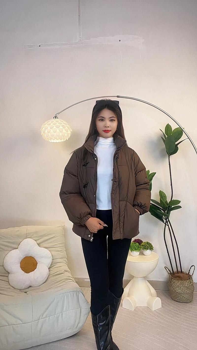 Product Introduction of Áo Khoác Độn Bông, Dành Cho Nữ, Hàng Mới Về 2024, Dày Dặn, Phong Cách Hàn Quốc, Dáng Rộng Vừa Vặn, Có Nút Sừng, Áo Khoác Độn Bông, Thích Hợp Cho Mùa Đông, Áo Khoác Ngắn Nhỏ 19