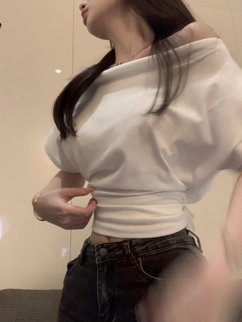 Product Introduction of Skinny Sexy White Y2k Crop Top Women Off Shoulder Spring T-shirt Korean Style Black Blouse Tees 2024 Summer Fashion Clothing 25