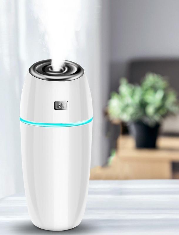 Máy Phun Sương,Tạo Độ Ẩm Cho Ô tô R-8304 - Lan Tỏa Mùi Hương Dễ Chịu - Không Gây Tiếng Ồn - Có Đèn LED 5