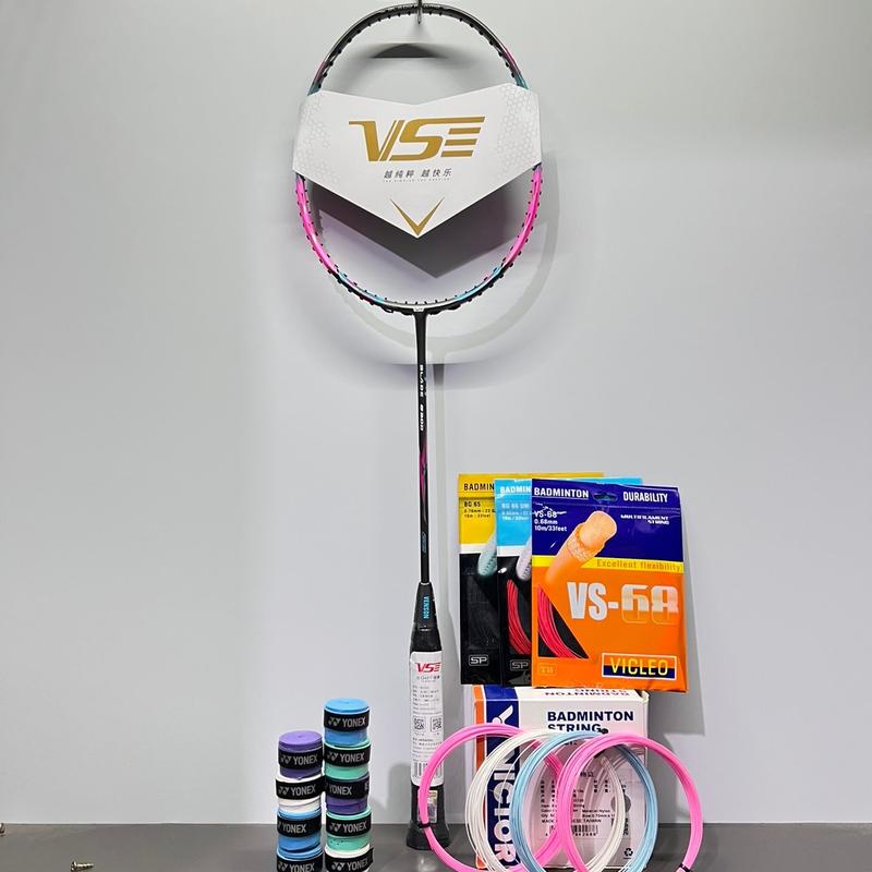 Vợt Cầu Lông VS BLADE 8300 13,5kg. tặng 1 cước căng + 1 cuốn cán + 1 bao vợt. Căng theo yêu cầu anh em lựa chọn Carbon Cán Vợt