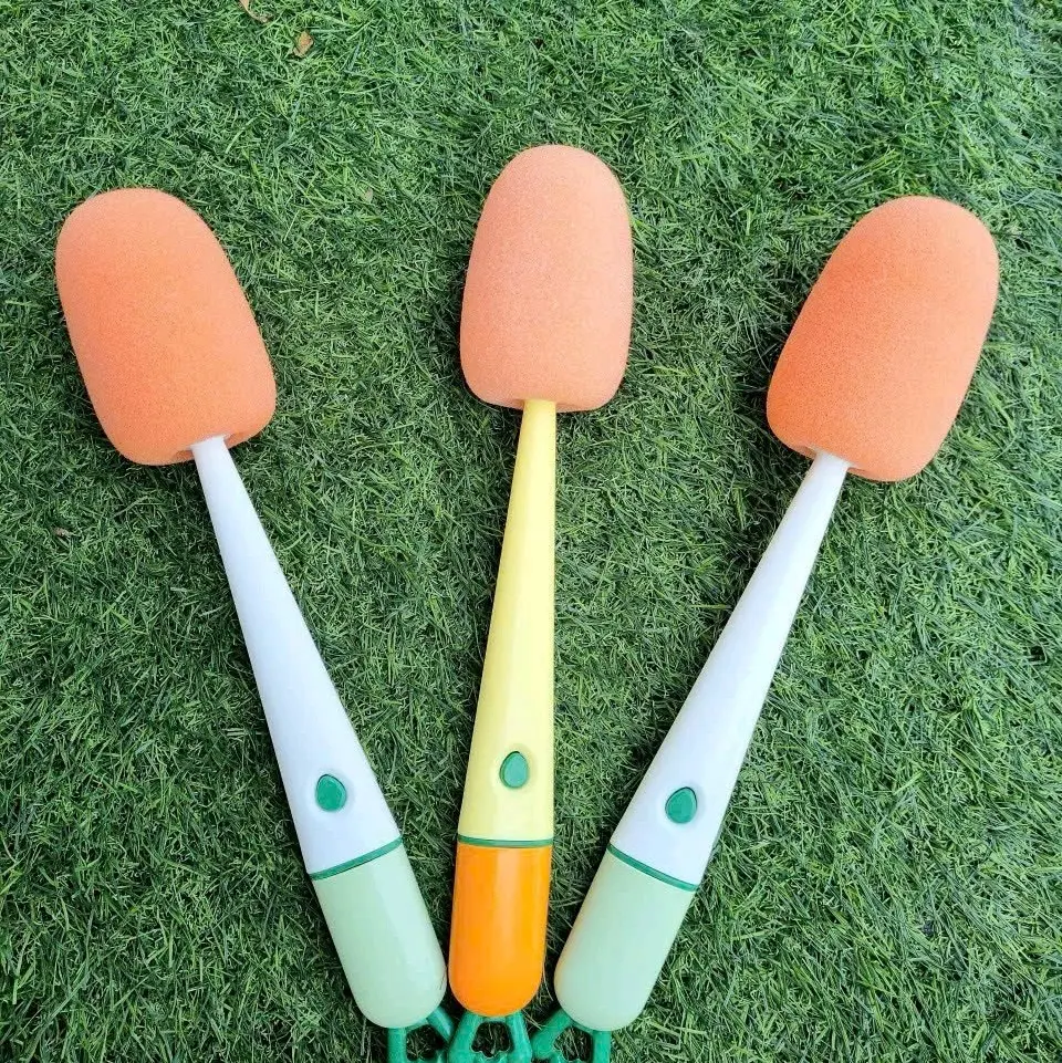 cọ  rửa  bình hình cà rốt  3 trong 1