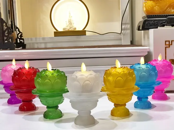 Nến điện tử hoa sen, đế đèn lưu ly 7 màu đường kính 9cm 3