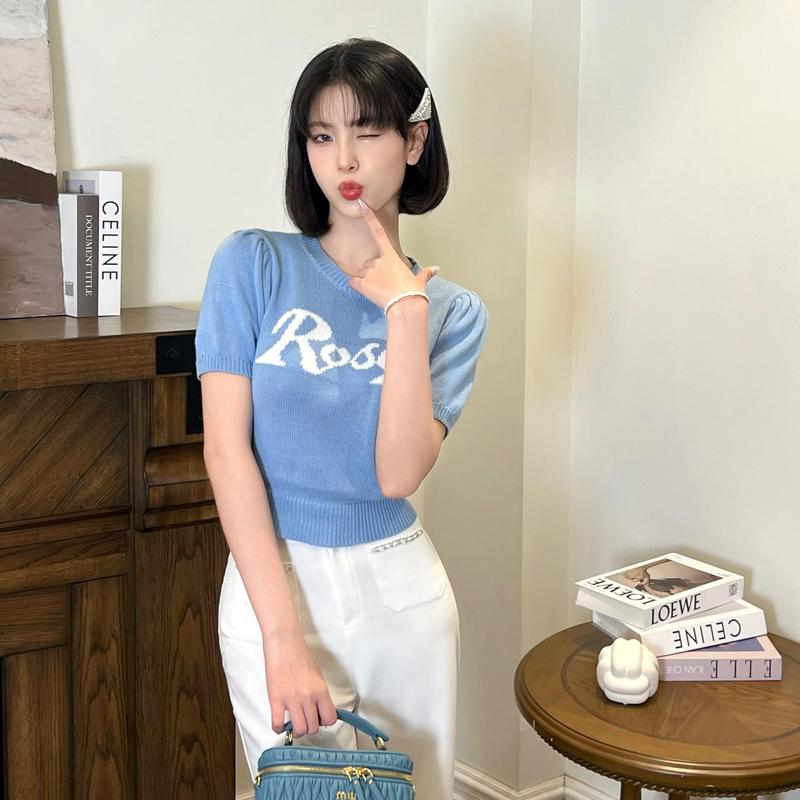 Product Introduction of [VEO'S ] Roses Top - Áo Len Montoghi Nữ Mùa Hè Thiết Kế Ngắn Tay Form Ôm Mỏng Nhẹ Màu Xám, Xanh, Vàng, Hồng Đính Khuy Hoa Hồng Đi Làm Đi Chơi Veo's 10