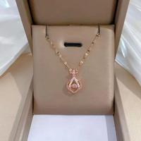 Gambar Dilapisi emas 18 karat Kalung Liontin Baja Titanium Wanita, tahan warna, desain elegan, perhiasan dari Garden of DreamsS5 Kota Administrasi Jakarta Barat 2 Tokopedia