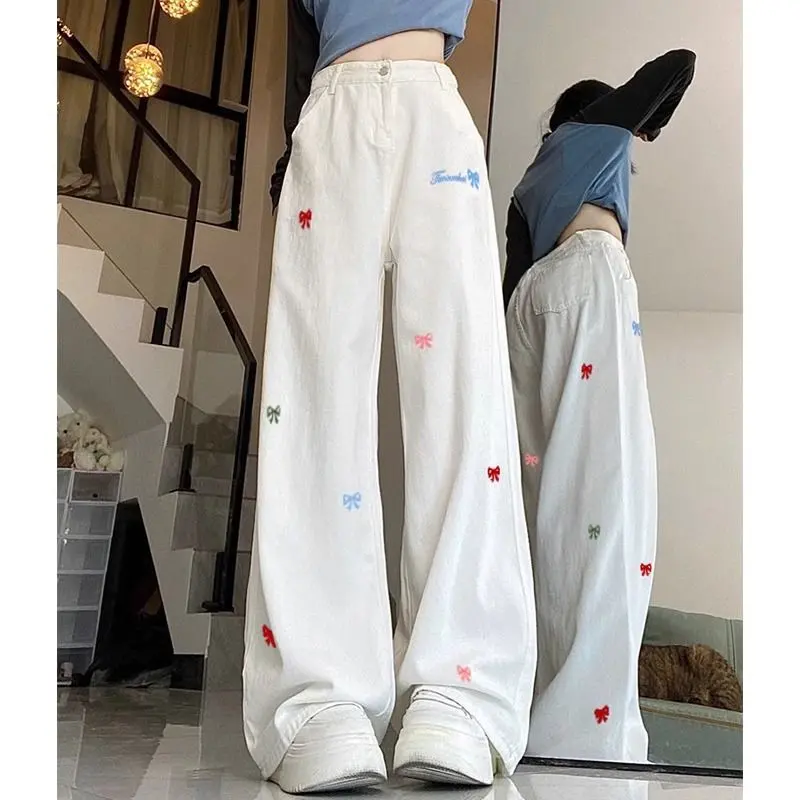 Quần Jean Trắng Thêu, Phong Cách Đường Phố Cao Cấp Mỹ, Dành Cho Nữ, Thiết Kế Mùa Thu, Cạp Cao, Bó Sát, Dáng Rộng Vừa Vặn, Ống Rộng Thẳng, Quần quét đất Nhà Women Pants 2