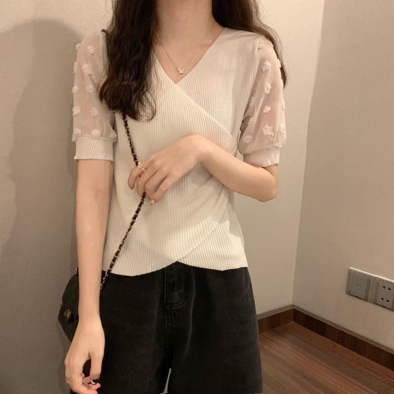 Product Introduction of Áo Thun Thiết Kế Voan Dáng Ôm, Knatwear, Cổ Chữ V, Ngắn, Dành Cho Nữ, Màu Đỏ Ngủ, Quần Áo Nữ 10