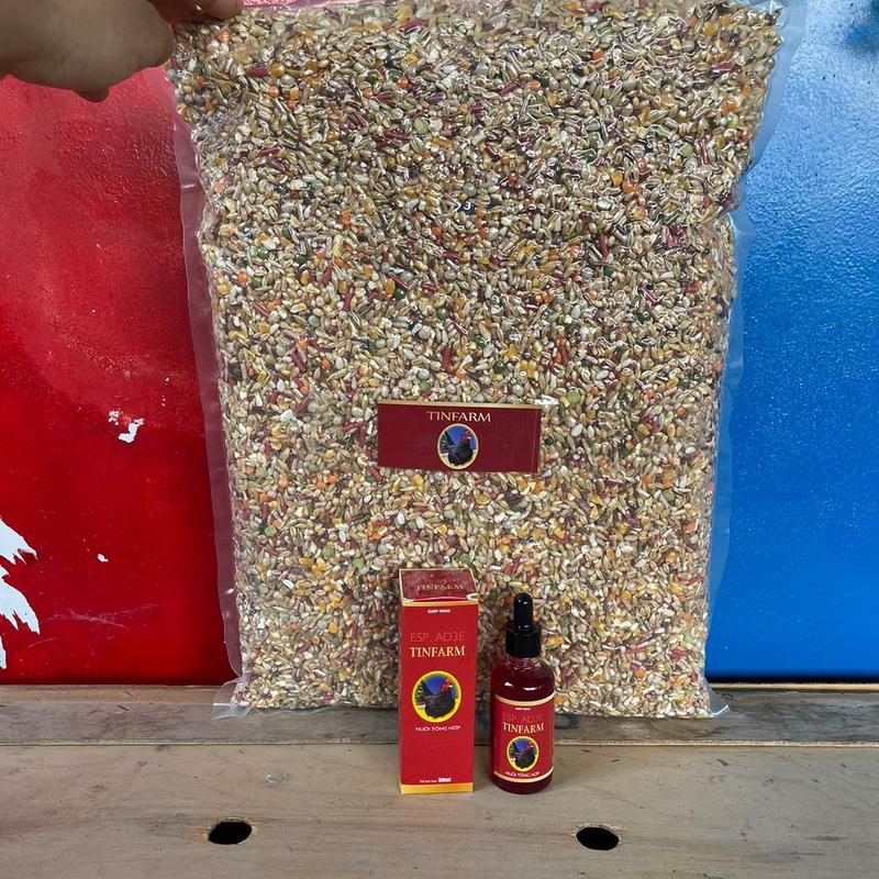 Compo Ngũ Cốc Hạt Tinfarm 5kg Và Nuôi Tổng Hợp Tinfarm 50ml Cung Cấp Dinh Dưỡng Cho Gà