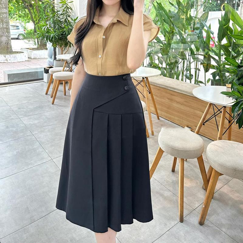 Chân váy chữ A công sở dáng dài lưng cao phối tà xếp li phối cúc nút trẻ trung, đắp tà xếp li 2 cúc d68 Nữ Đen Susuclothing