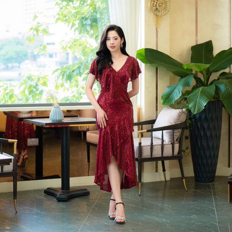 ML040 - Dạ Hội Trung Niên Kiểu Dáng Mullet Dễ Mặc Tôn Dáng Kim Sa Co Giãn Tốt