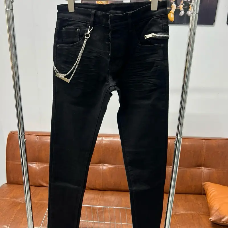 Quần Jean D2 black kèm xích