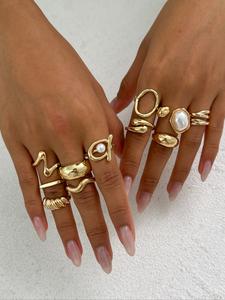 Conjunto de anillos bohemios con formas geométricas irregulares, retorcidos, ligeros y lisos; joyería lujosa para uso diario y fiestas, regalo para mujeres; accesorios versátiles para mujer.