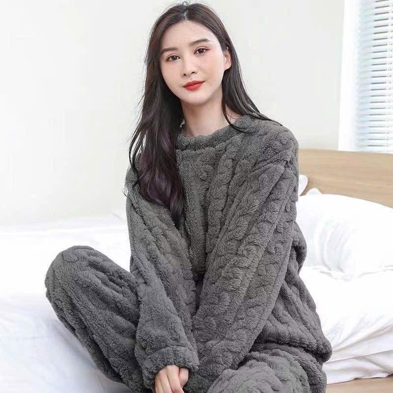 Bộ bông vặn thừng mặc ngủ mặc nhà chất lông mềm mịn free size 40-65kg Polyester Nữ Áo Nhung Women Top Quần Ngủ Dài Tay Thun dobo tay