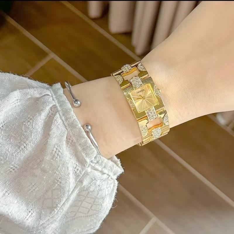 B18 đồng hồ thời trang nữ sang trọng  size 20mm phù hợp mọi cổ tay, đeo như lắc tay Women Watch Đeo Tay