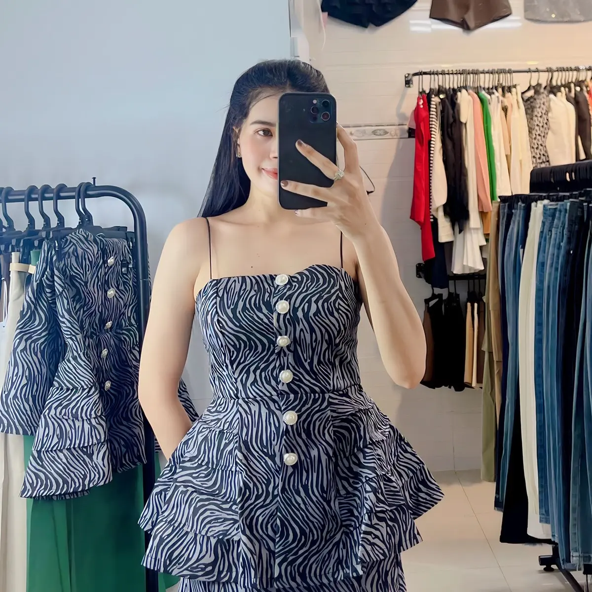 Set áo xoè và quần giả váy
