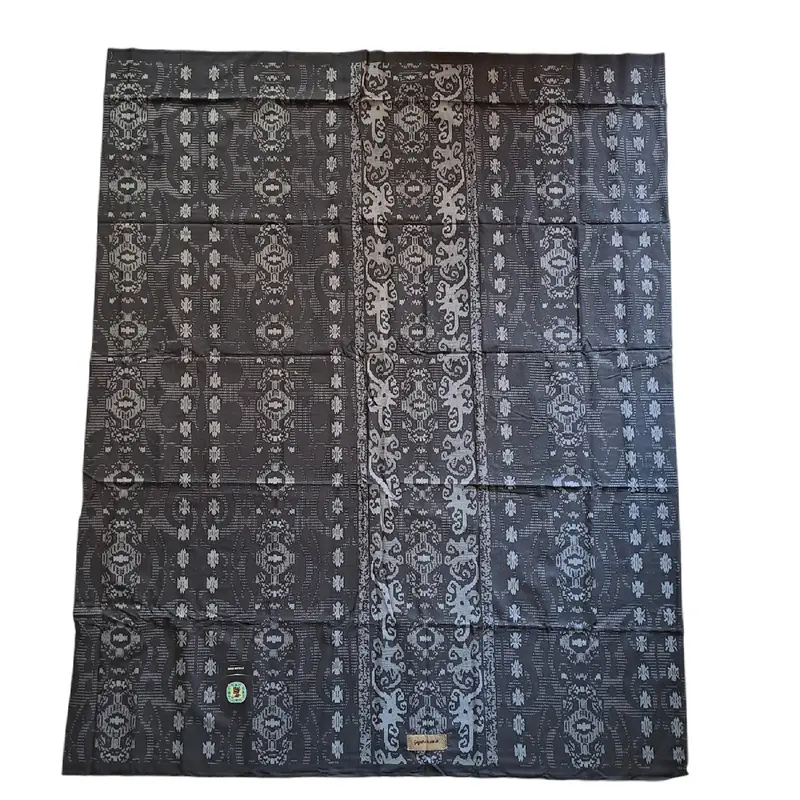 Sarung Gajah Duduk Kembang Warna Hitam Bahan Rayon Motif 2
