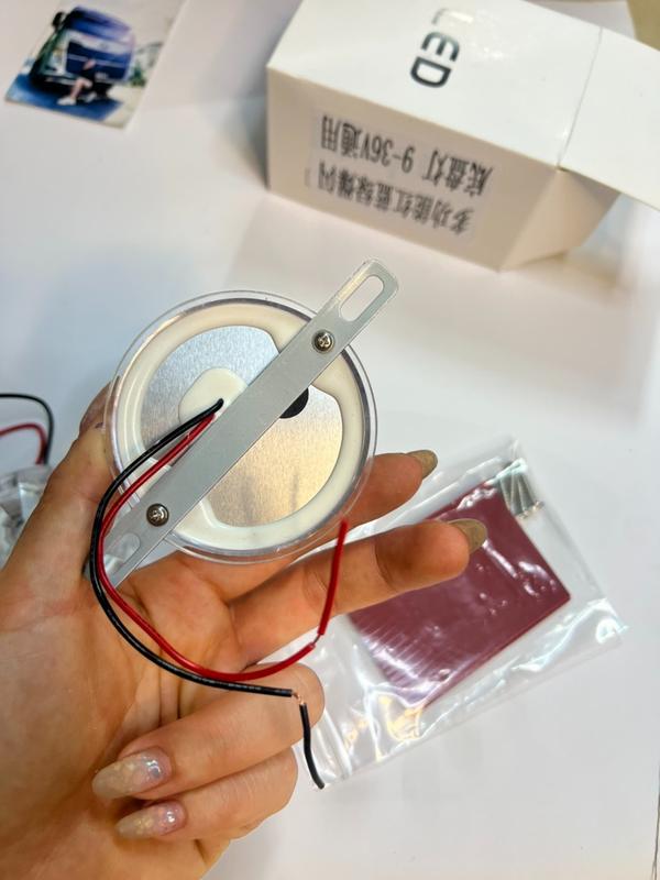 Đèn led tia gầm 7 màu nháy cho xe ô tô xe máy điện chung 12,24v