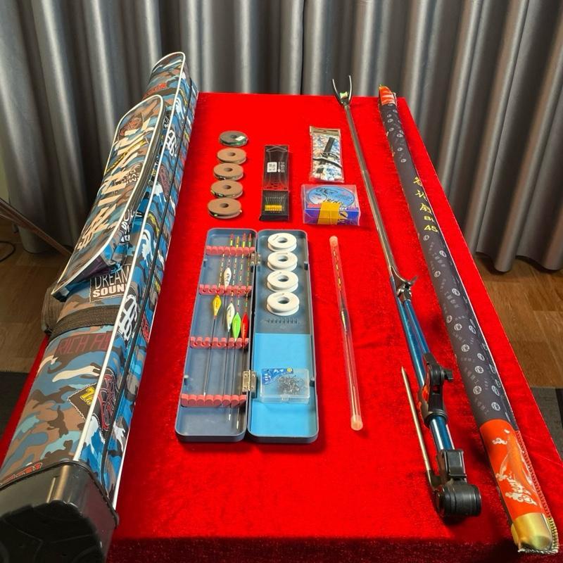 Bộ Cần Câu Cá Đầy Đủ - Kèm Cần Câu 8H 4m5 - Bao đựnġ Cần - 5 Phao Ngày - 1 Phao Điện - Cuộn Cước 100m - Dây Cuốn Cần - Hộp Phao Xanh - 5  Trục Buộc Sẵn -  Gác 2m1 ultra mập - Thẻo Cước  BKK - Phao Điện Kèm Pin - Bộ Đầy Đủ Câu Cá Giải Trí Cho Mùa Hè Này.