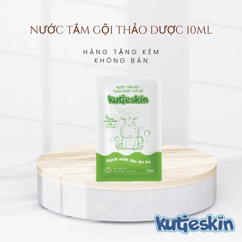 Nước tắm gội thảo dược Kutieskin 10ml cho bé ( Hàng tặng kèm không bán) nuoctam thaoduoc 0