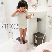 Gambar Rotho Babydesign Step Stool Bangku Pijakan Kaki Anak Anti Slip - Royal Blue dari The Little Cute Kota Administrasi Jakarta Utara 5 Tokopedia