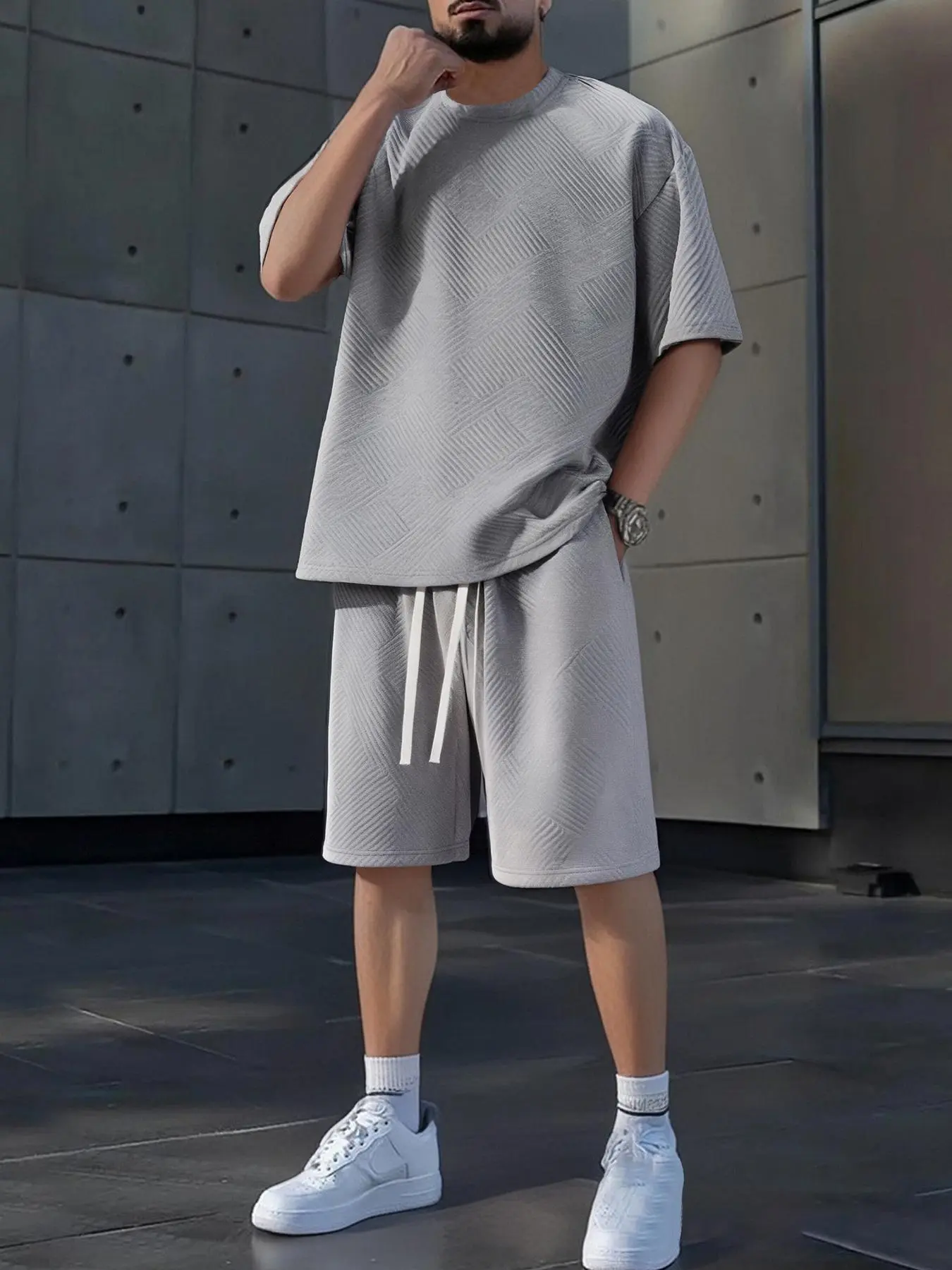 Men's Solid Color Jacquard Knitted Short Sleeve Tee & Drawstring Waist Shorts Set, Regular Fit Casual Comfy Breathable Round Neck T-shirt & Pocket Track Shorts, Summer Clothes Set for Men