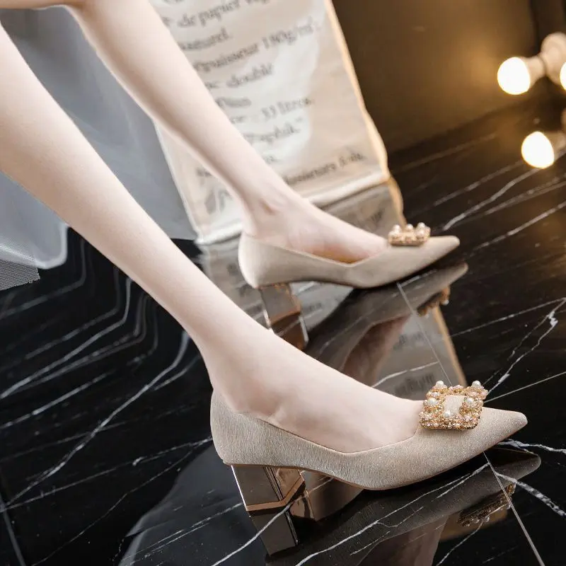 French Style Small Chunky Heel High Heels Spring and Autumn New Fashion Pearl Rhinestone Buckle Pointed Toe Mid Heel Shoes Fairy Style Women's Shoes