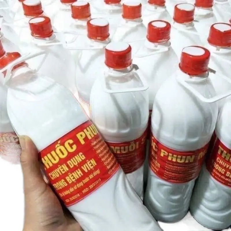 Thuốc phun muỗi ,kiến gián, côn trùng, nước xịt muỗi lau nhà màu trắng 1 lít rưỡi taymoc gioang 4