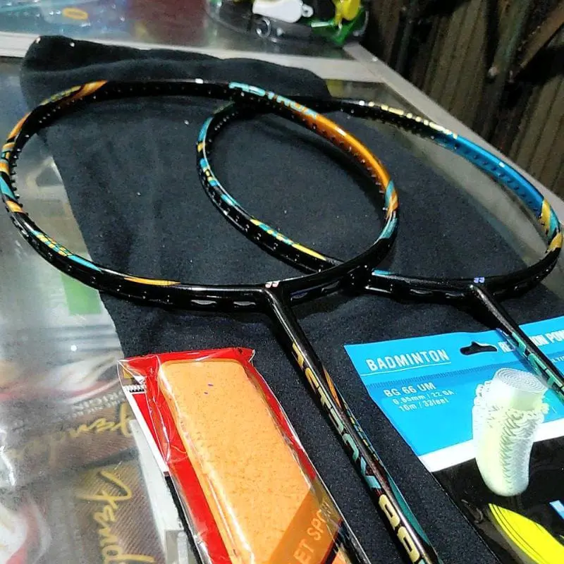 raket badminton raket bulutangkis astrox 88s pro dan 88d pro 1
