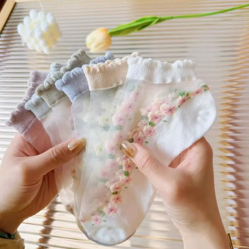 Tất Ống Ngắn Mùa Hè, Chất Liệu Lụa Kính Con, Dành Cho Nữ, Phong Cách Nhật Bản, Dễ Thương Và Ngọt Ngào, Đáy Cotton, Thấm Hút Mồ Hôi Và Thoáng Khí, Có Sẵn Trong Kiểu Tất Women